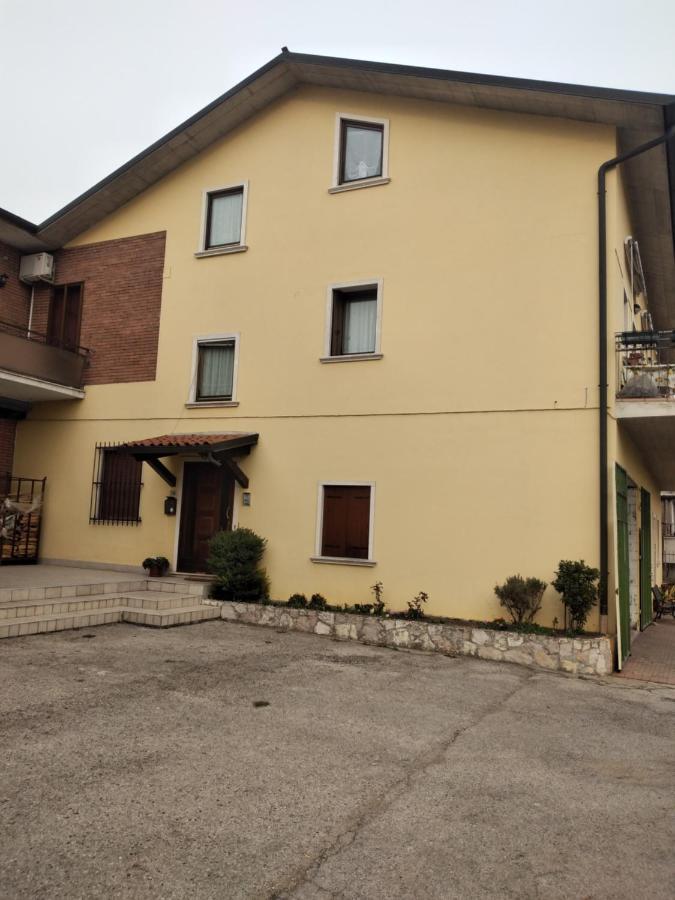 La Casetta Sui Colli Perarolo Exteriör bild